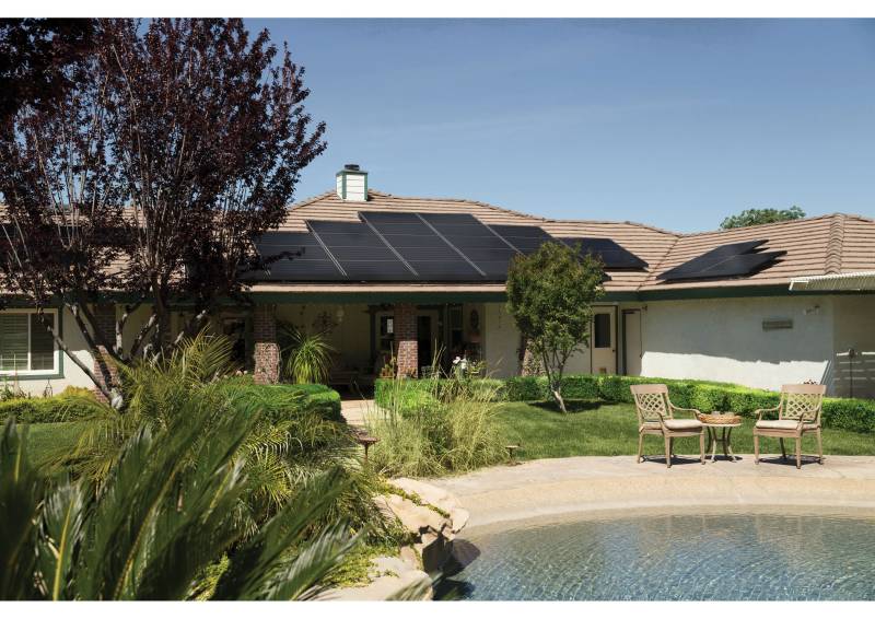 Installateur agréé panneaux photovoltaïques avec batterie de stockage à Montpellier