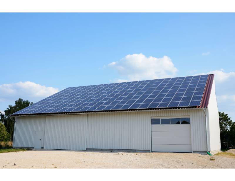 Installateurs agréés panneaux photovoltaïques à Nimes, pour équiper un hangar ou un entrepôt dans le Gard