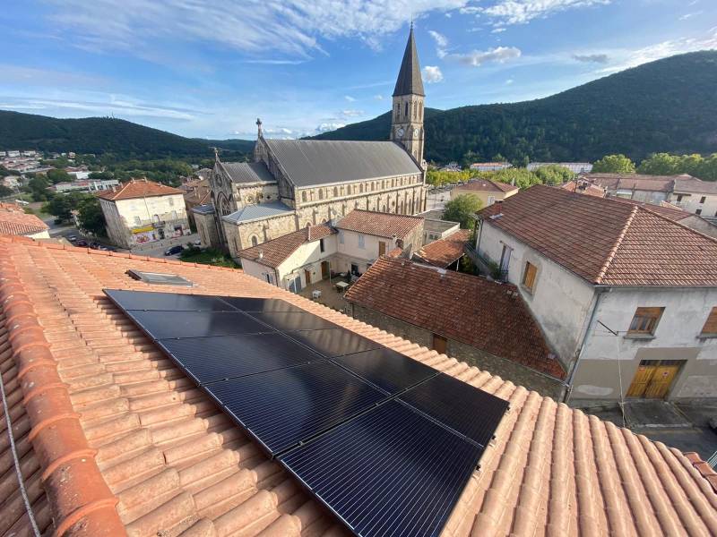 Installation de panneaux photovoltaïques en autoconsommation à La Grand-Combe dans le Gard près d’Alès Inova technologies