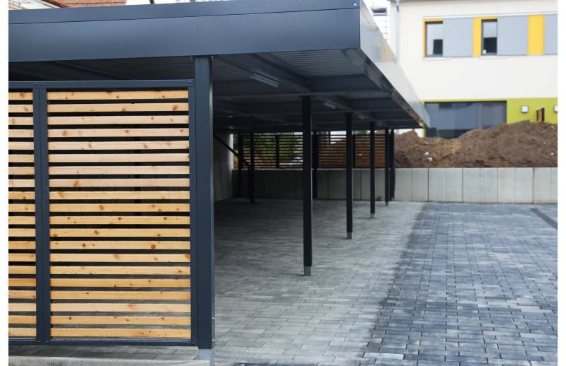 Installation de carport solaire haut de gamme dans le Gard (30)